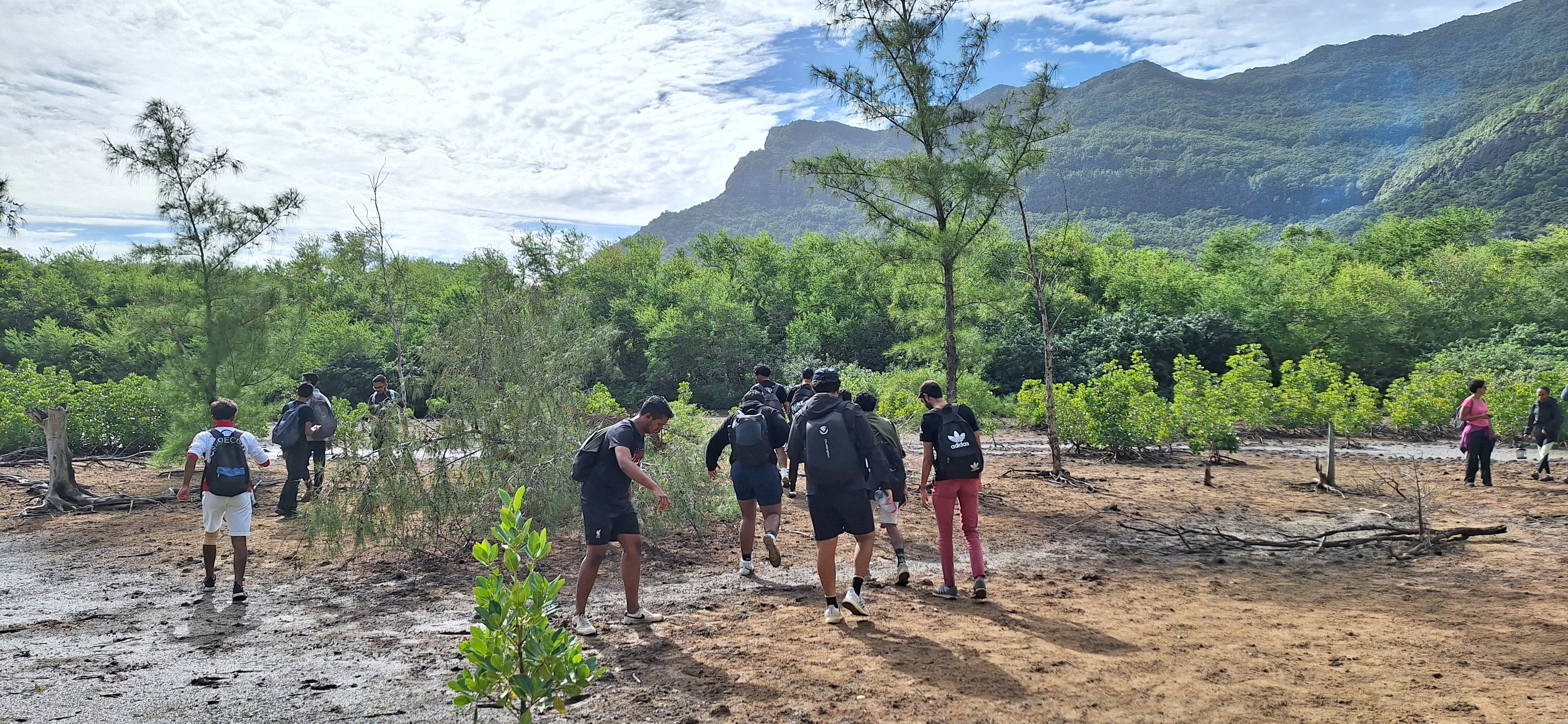 Discovering the Le Morne's Hidden Treasures: A Cultural Heritage Treasure Hunt