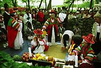 In the city of Gangneung, the Danoje Festival encompasses shamanic rituals, traditional music, folk songs, mask drama, oral poetry and various popular pastimes. Local products and handicrafts are sold at Korea’s largest outdoor marketplace, and contests, games and circus performances take place during the Festival.