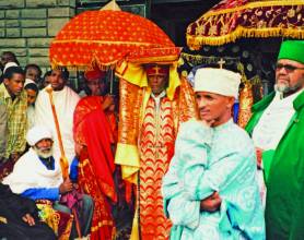 A form of liturgical music distinctive to Ethiopia, Zema is performed at religious ceremonies such as the monthly celebration of Gabra Manfas Qedus, a local saint. The priests, gathering in front of the Christian Orthodox church Saris &rsquo;Abo in Addis Ababa, wear sumptuous costumes and carry covered icons on their head. 