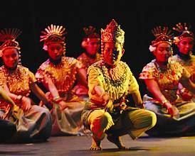 Mak Yong theatre