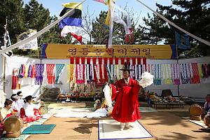 Jeju Chilmeoridang Yeongdeunggut