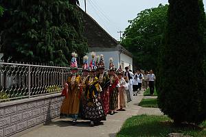 La procession de printemps des Ljelje/Kraljice (ou reines) de Gorjani