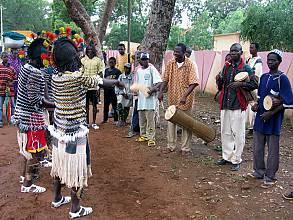 Sanké mon, collective fishing rite of the Sanké