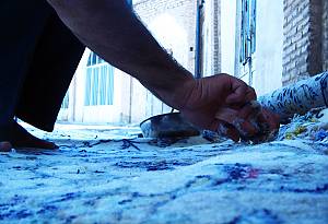 Traditional skills of carpet weaving in Kashan
