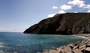Whistled language of the island of La Gomera (Canary Islands), the Silbo Gomero