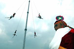 Ritual ceremony of the Voladores