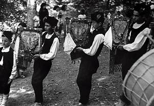 Nestinarstvo, messages from the past: the Panagyr of Saints Constantine and Helena in the village of Bulgari
