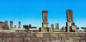 Armenian cross-stones art. Symbolism and craftsmanship of Khachkars