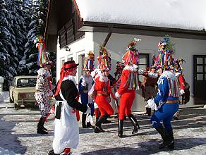 Shrovetide door-to-door processions and masks in the villages of the Hlinecko area