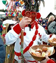 Shrovetide door-to-door processions and masks in the villages of the Hlinecko area