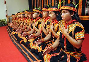 Saman dance