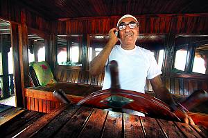 Traditional skills of building and sailing Iranian Lenj boats in the Persian Gulf