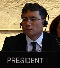 M. Toshiyuki Kono (Japon), Président de la  de l'Assemblée générale