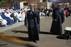 Al ‘azi, elegy, processional march and poetry