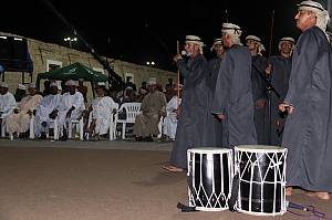 Al ‘azi, elegy, processional march and poetry