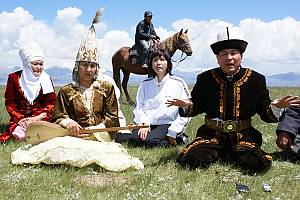 Art of Akyns, Kyrgyz epic tellers