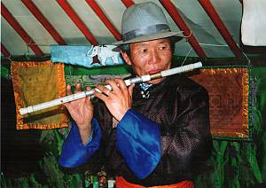 Folk long song performance technique of Limbe performances - circular breathing