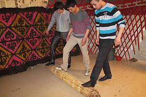 Ala-kiyiz and Shyrdak, art of Kyrgyz traditional felt carpets