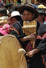 Pujllay and Ayarichi, music and dances of the Yampara culture