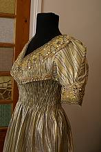 Rites and craftsmanship associated with the wedding costume tradition of Tlemcen