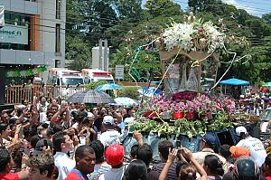 Le Círio de Nazaré (Le Cierge de Notre-Dame de Nazareth) à Belém, dans l’État du Pará