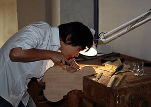 Traditional violin craftsmanship in Cremona
