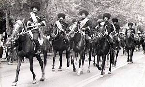 Le tchovgan, jeu équestre traditionnel pratiqué à dos de chevaux karabakhs en République d'Azerbaïdjan