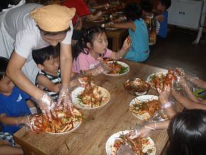 Kimjang, making and sharing kimchi in the Republic of Korea