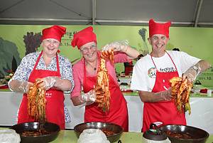 Kimjang, making and sharing kimchi in the Republic of Korea