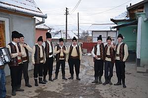 Men’s group Colindat, Christmas-time ritual