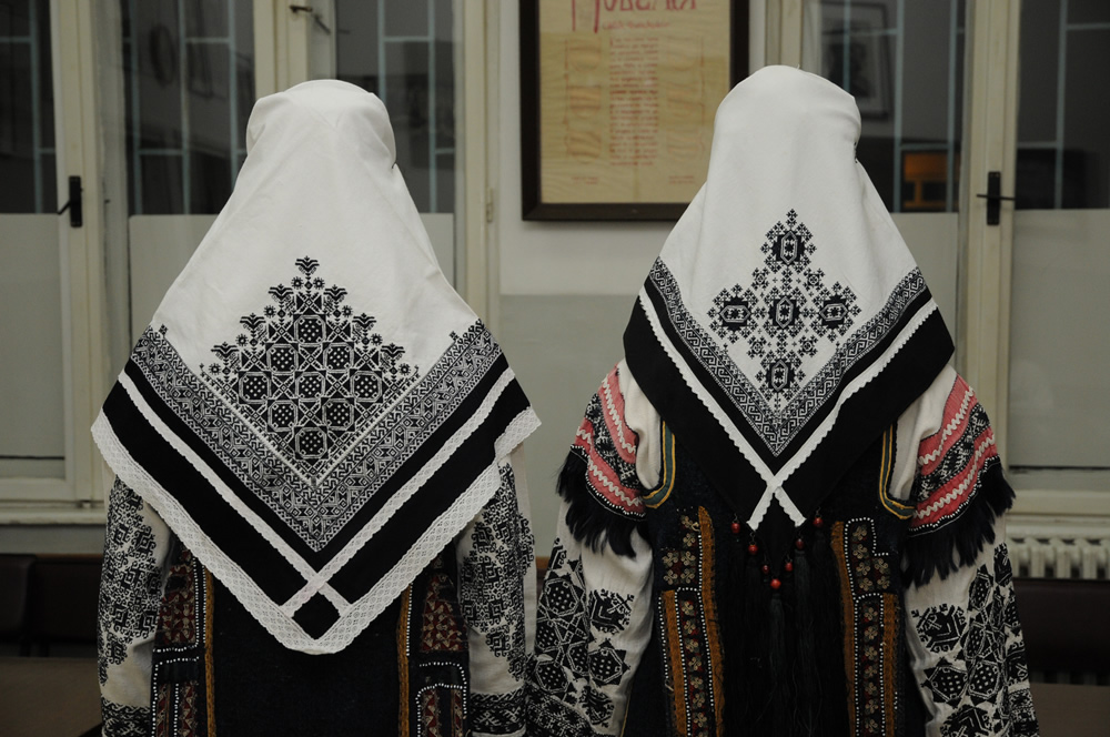 Bosnia and Herzegovina has 4 inscribed elements on the 2003 Convention Lists, such as the Zmijanje embroidery pictured here.