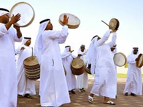 Al-Ayyala, un art traditionnel du spectacle dans le Sultanat d’Oman et aux Émirats arabes unis