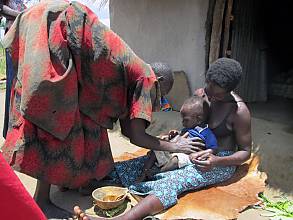La cérémonie de purification des garçons chez les Lango du centre-nord de l’Ouganda 