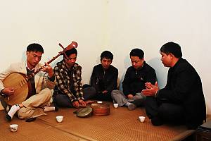 Practices related to the Viet beliefs in the Mother Goddesses of Three Realms