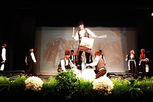 Kopachkata, a social dance from the village of Dramche, Pijanec