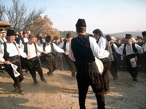Kopachkata, a social dance from the village of Dramche, Pijanec