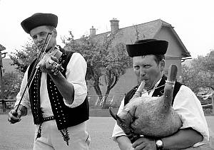 Bagpipe culture