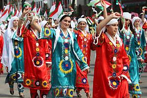 Nawrouz, Novruz, Nowrouz, Nowrouz, Nawrouz, Nauryz, Nooruz, Nowruz, Navruz, Nevruz, Nowruz, Navruz