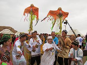Nawrouz, Novruz, Nowrouz, Nowrouz, Nawrouz, Nauryz, Nooruz, Nowruz, Navruz, Nevruz, Nowruz, Navruz