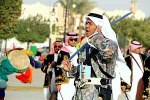 Alardah Alnajdiyah, danse, tambours et poésie d’Arabie saoudite
