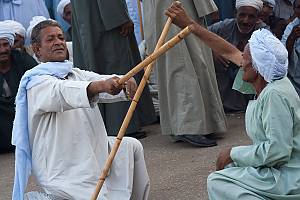 Le tahteeb, jeu du bâton