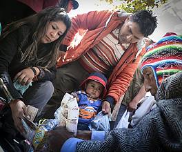 Ritual journeys in La Paz during Alasita