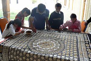 Margilan Crafts Development Centre, safeguarding of the atlas and adras making traditional technologies