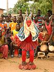 Danseur masqué du Zaouli ou Zaouli Bozan du village de Maminigui