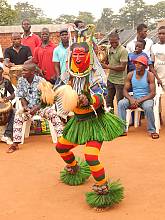 Le Zaouli, musique et danse populaires des communautés gouro de Côte d'Ivoire