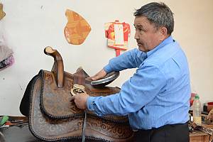 Kok boru, traditional horse game