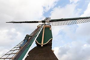 Craft of the miller operating windmills and watermills