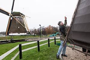 Craft of the miller operating windmills and watermills