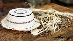Artisanal processes and plant fibers techniques for talcos, crinejas and pintas weaving of the pinta’o hat