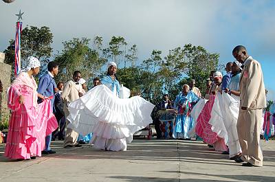 El tipo de baile, canto y percusión llamado Tumba Francesa llegó a Cuba con los esclavos haitianos